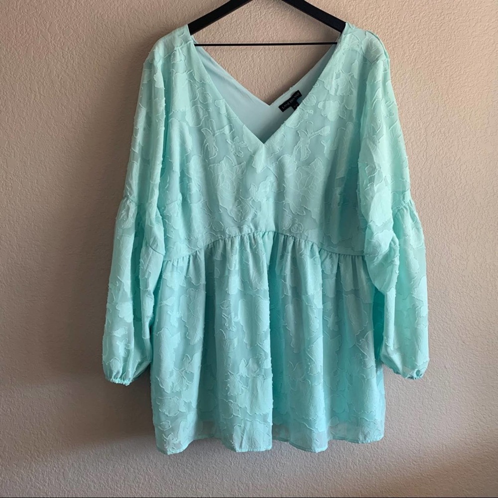 Lane Bryant Puffy Sleeve Blouse size 18